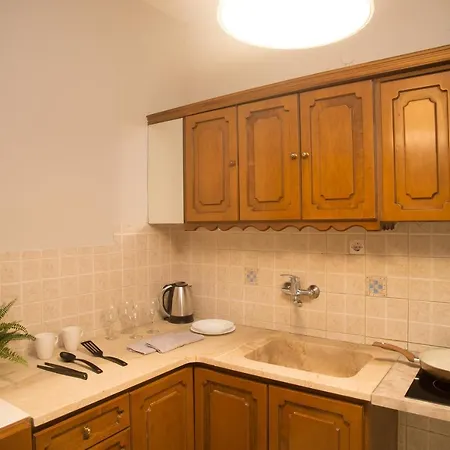 Houseloft Aqua Gardens Apartment *